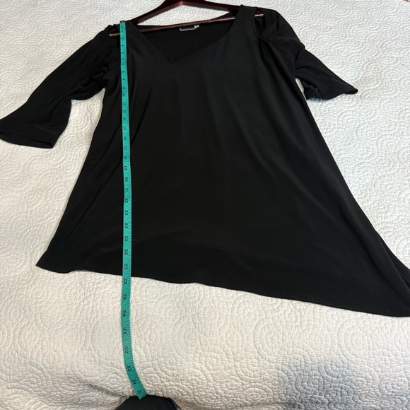 Sympli Black Asymmetrical Cutout Tunic Blouse - Picture 5 of 8